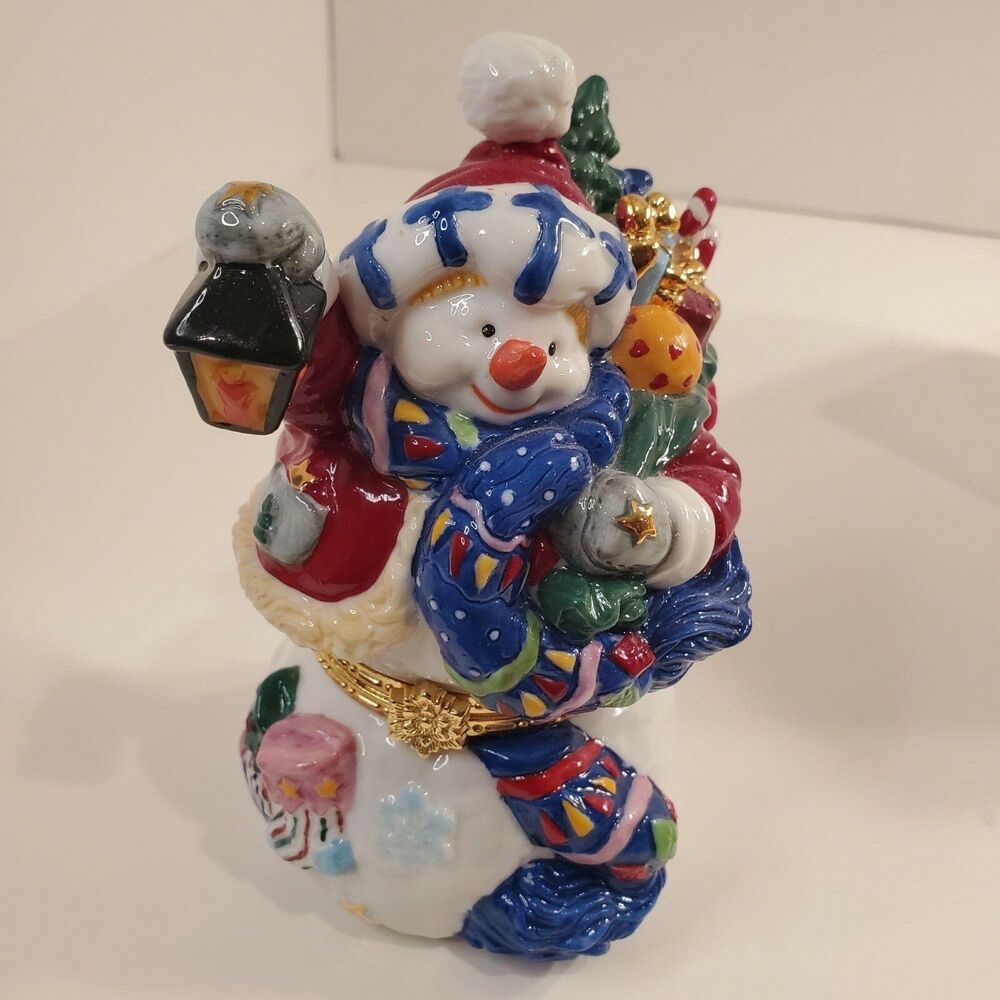 VINTAGE TRADITIONS Christmas  Snowman Keepsake Box Porcelain Gold Trim Hinged
